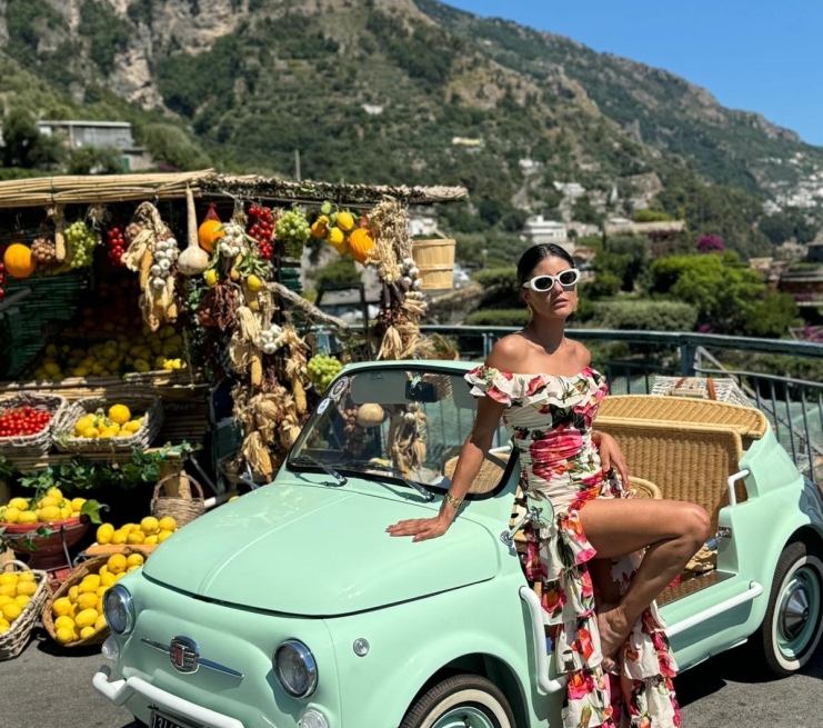 Amalfi Coast and Sorrento Tour with Fiat 500 Spiaggina